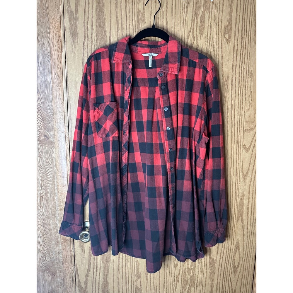 BKE Red Black Buffalo Plaid Ombre Flannel Shirt Womens Large Boyfriend Button Up